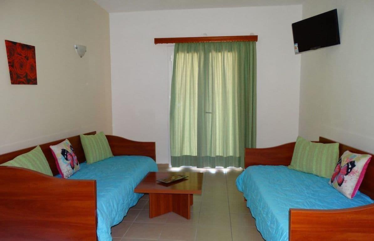 Paradiso Apartments อิปโซส ภายนอก รูปภาพ